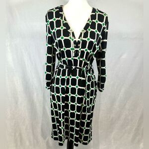 Jules & Leopold black white and green grommet vneck geometric print size small